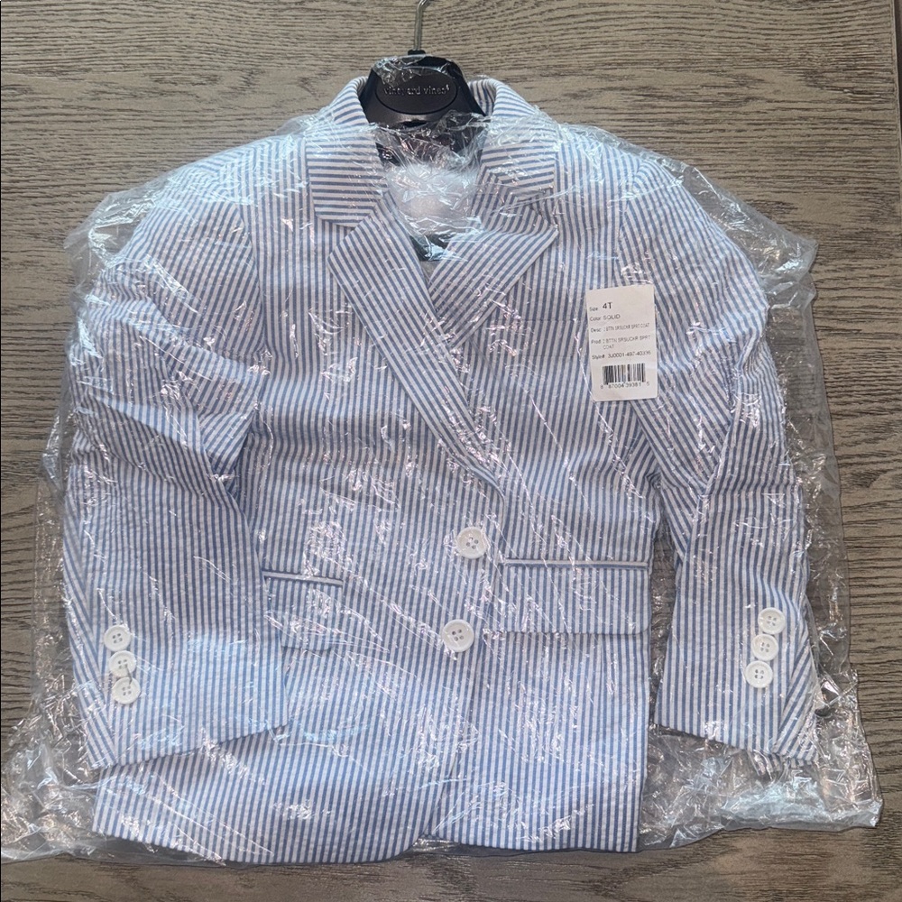 Vineyard Vines Blue and White Striped seersucker Blazer
